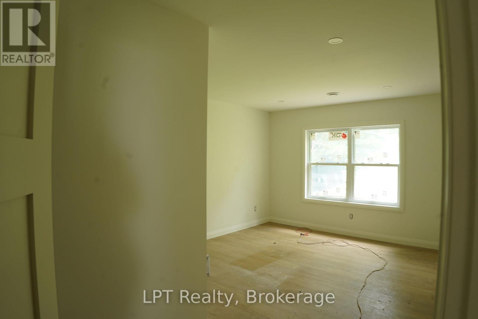 665 Watson Street, South Bruce Peninsula, Ontario  N0H 2T0 - Photo 32 - X13641590