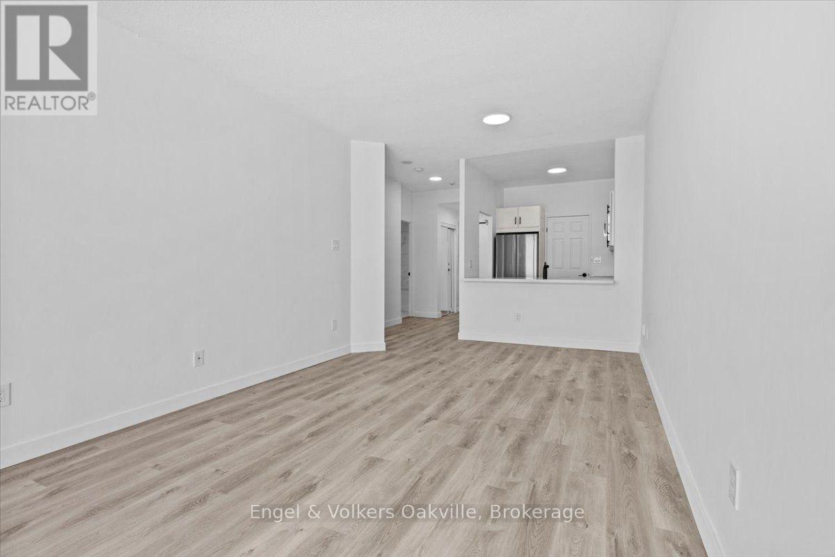 511 - 2511 Lakeshore Road W, Oakville, Ontario  L6L 6L9 - Photo 12 - W13707882