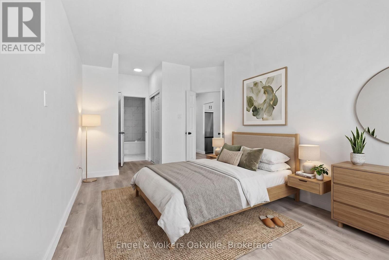 511 - 2511 Lakeshore Road W, Oakville, Ontario  L6L 6L9 - Photo 17 - W13707882