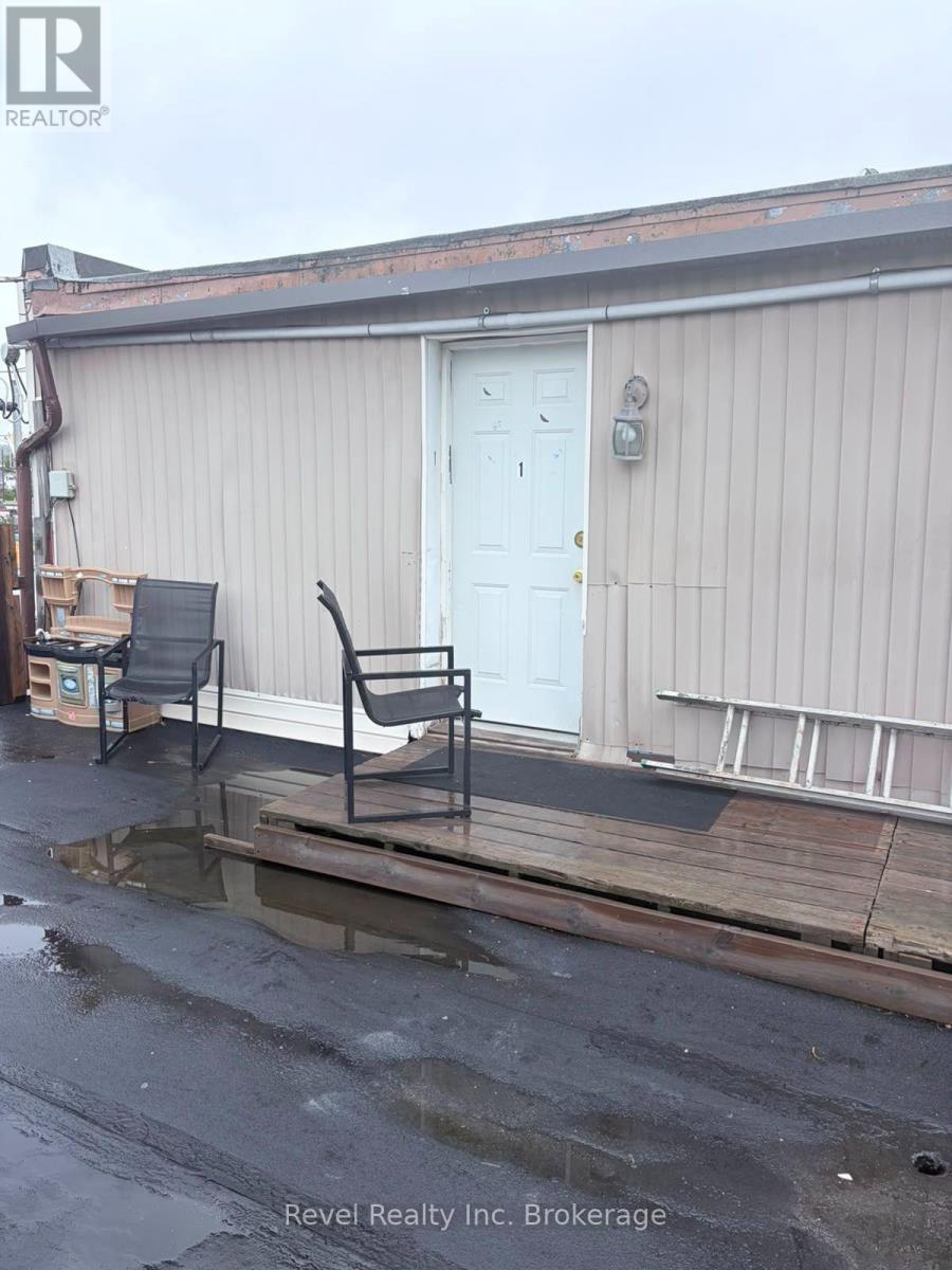 1009 Algonquin Avenue, North Bay, Ontario  P1B 4X9 - Photo 10 - X13707952