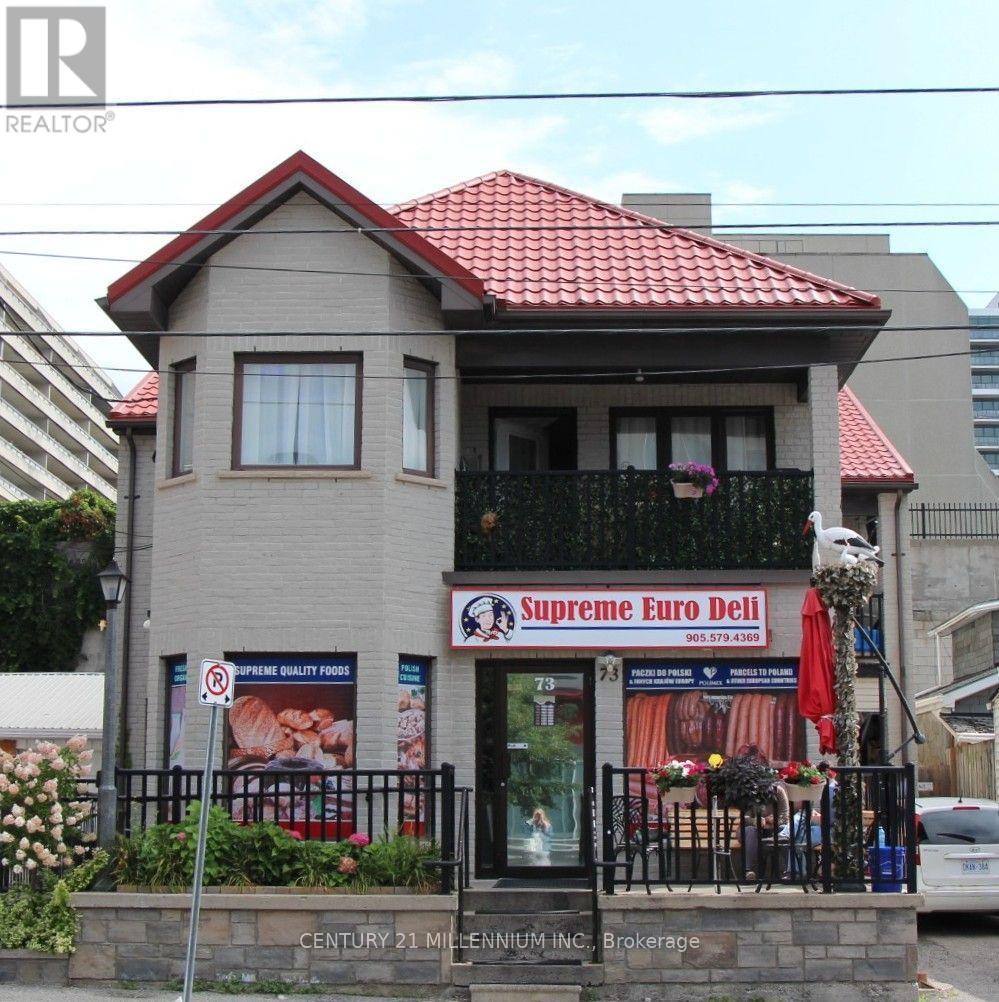 73 ONTARIO STREET, Oshawa, Ontario