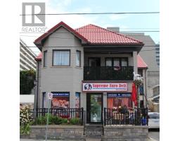 73 ONTARIO STREET, Oshawa, Ontario
