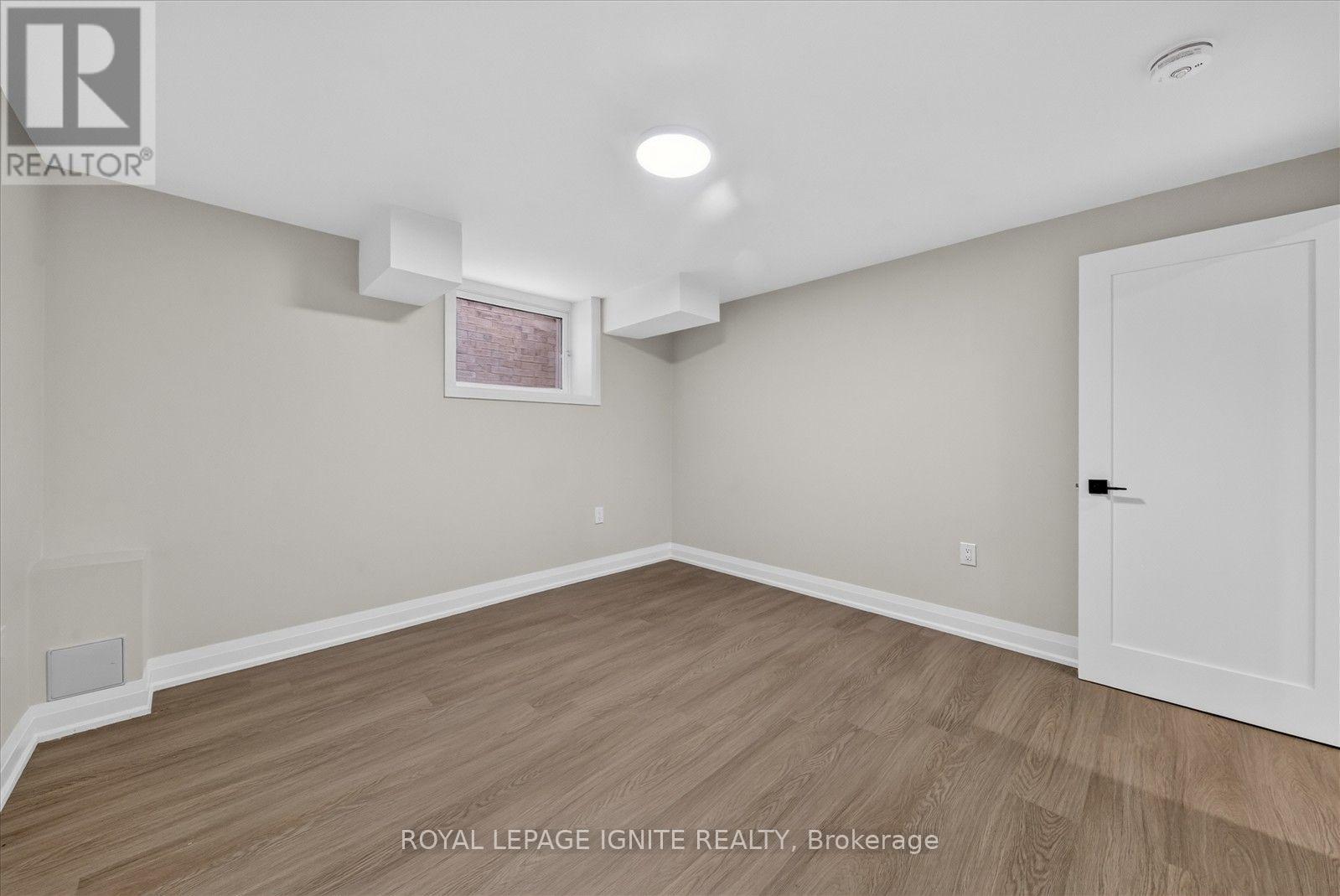 2404 Florentine Place, Pickering, Ontario  L1X 0H2 - Photo 11 - E13708010