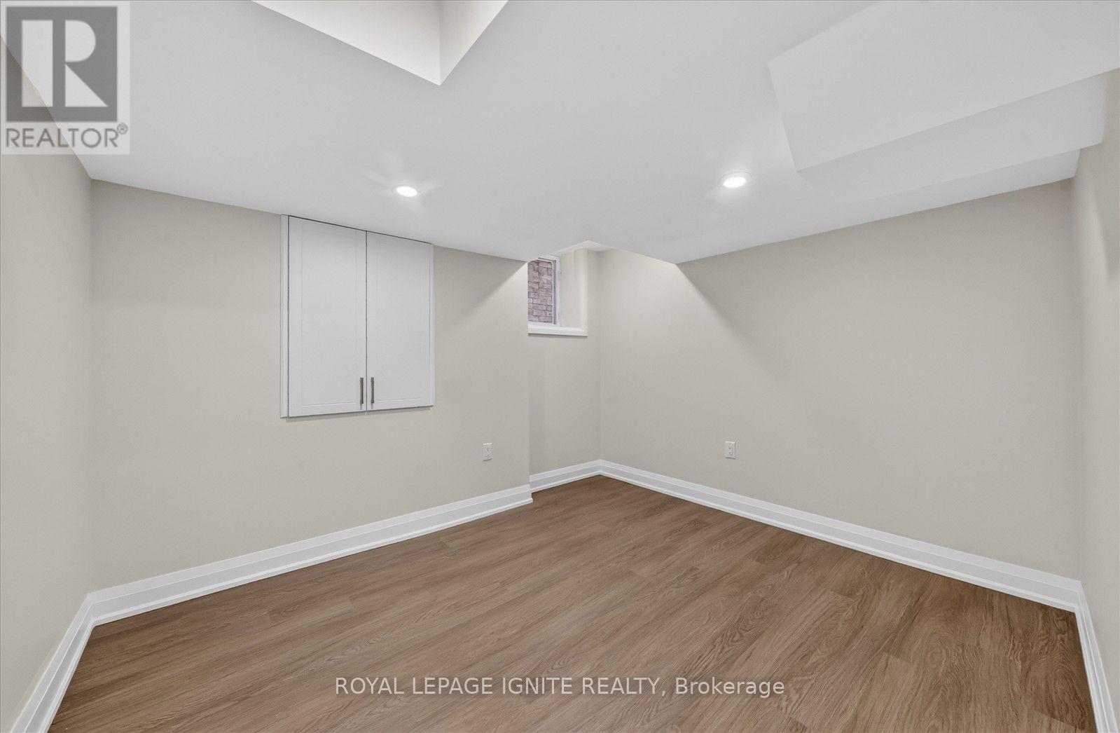 2404 Florentine Place, Pickering, Ontario  L1X 0H2 - Photo 12 - E13708010