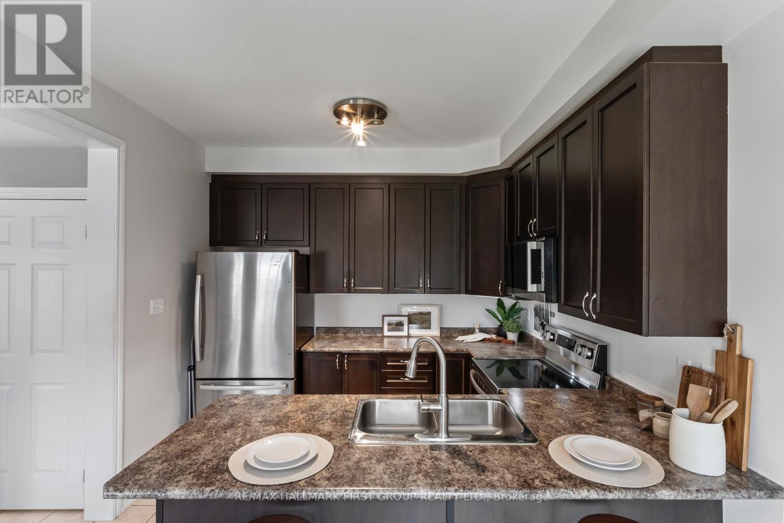 96 Redfern Crescent, Clarington, Ontario  L1C 0K1 - Photo 20 - E13708040