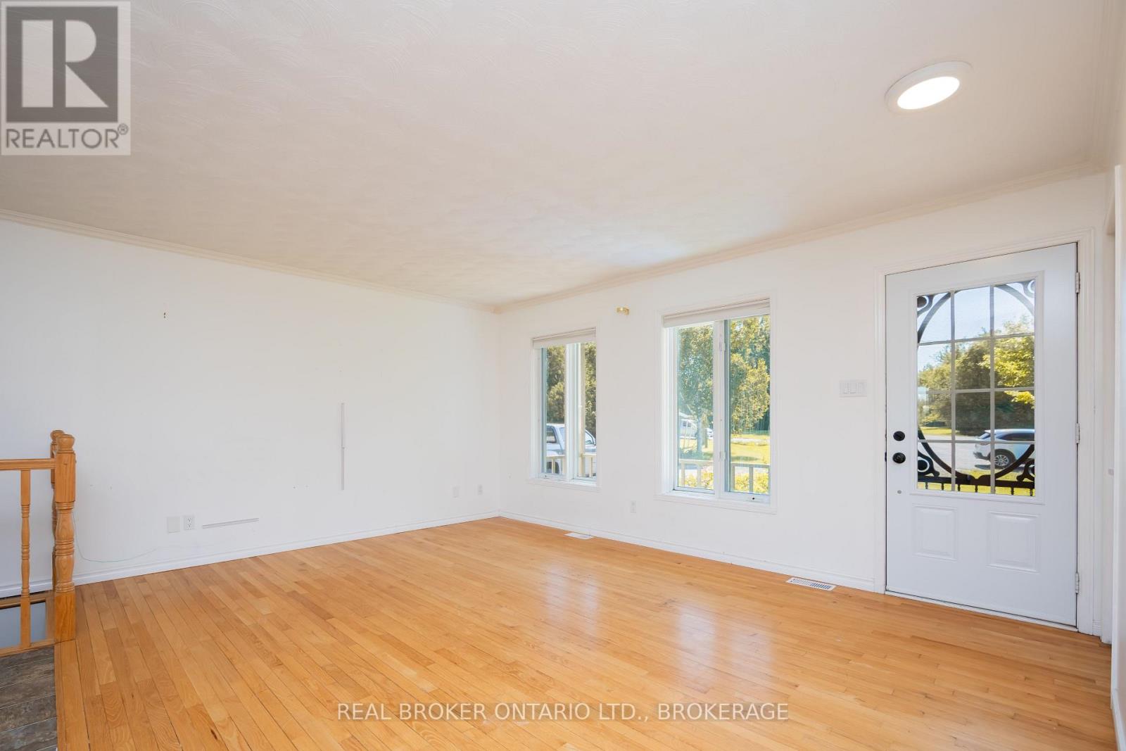 4057 Lefebvre Street, South Glengarry, Ontario K0C 1L0 - Photo 6 - X13708004