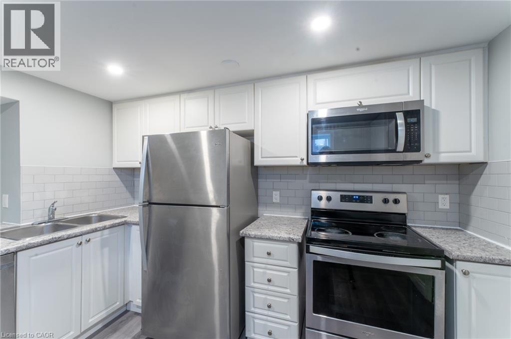 244 Upper Paradise Road Unit# Lower, Hamilton, Ontario  L9C 5C2 - Photo 4 - 40856691