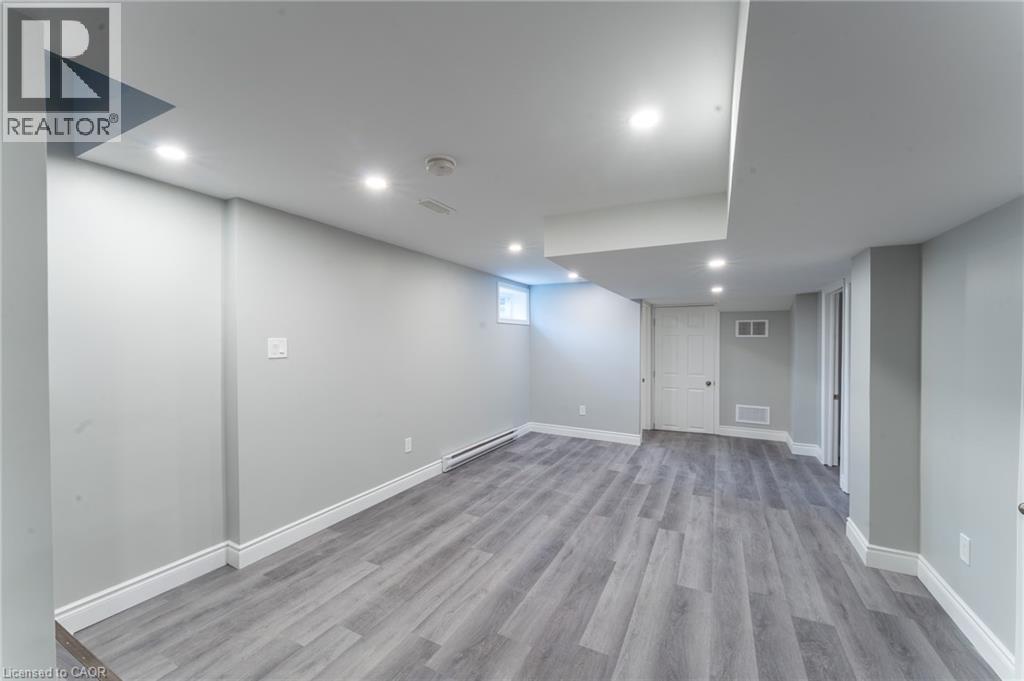 244 Upper Paradise Road Unit# Lower, Hamilton, Ontario  L9C 5C2 - Photo 8 - 40856691