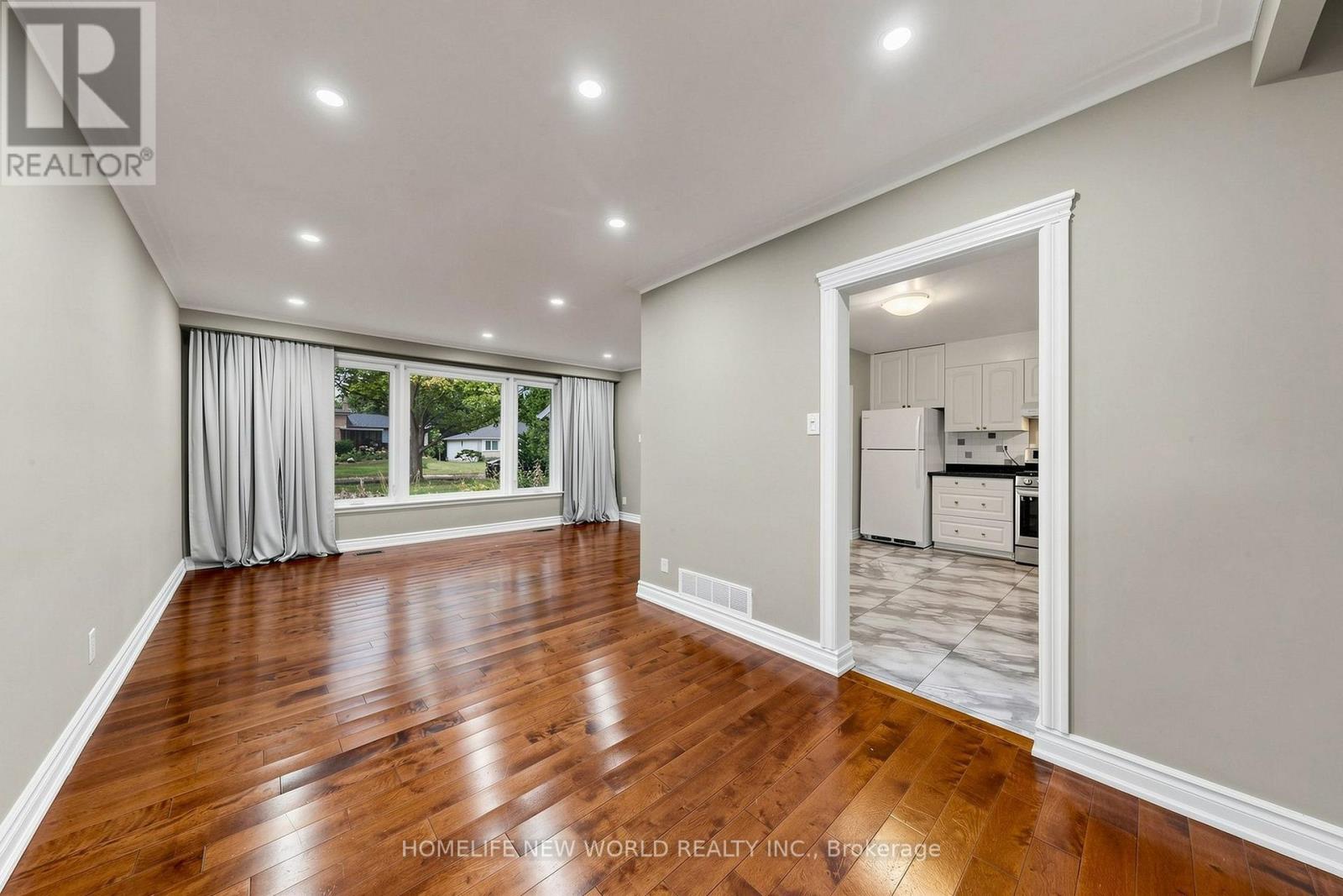6 Valleycrest Avenue, Markham, Ontario  L3P 1H7 - Photo 16 - N13707912