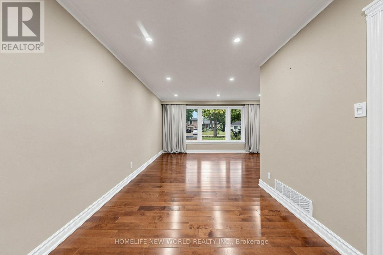 6 Valleycrest Avenue, Markham, Ontario  L3P 1H7 - Photo 17 - N13707912