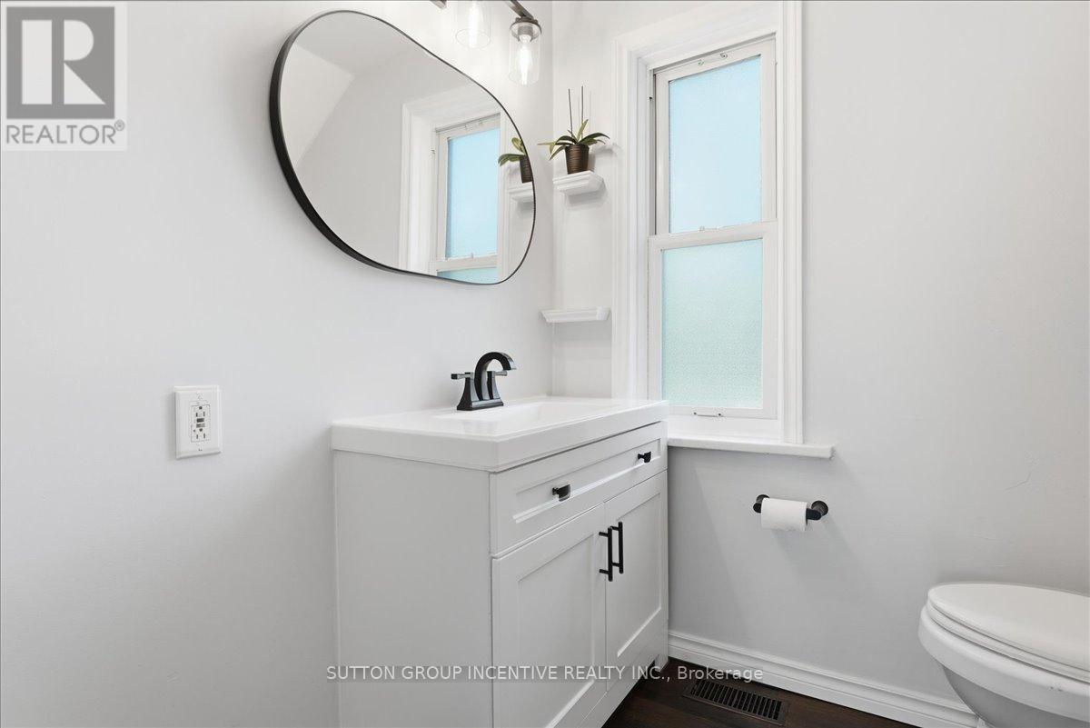 107 Park Street, Tay, Ontario  L0K 2A0 - Photo 17 - S13708006