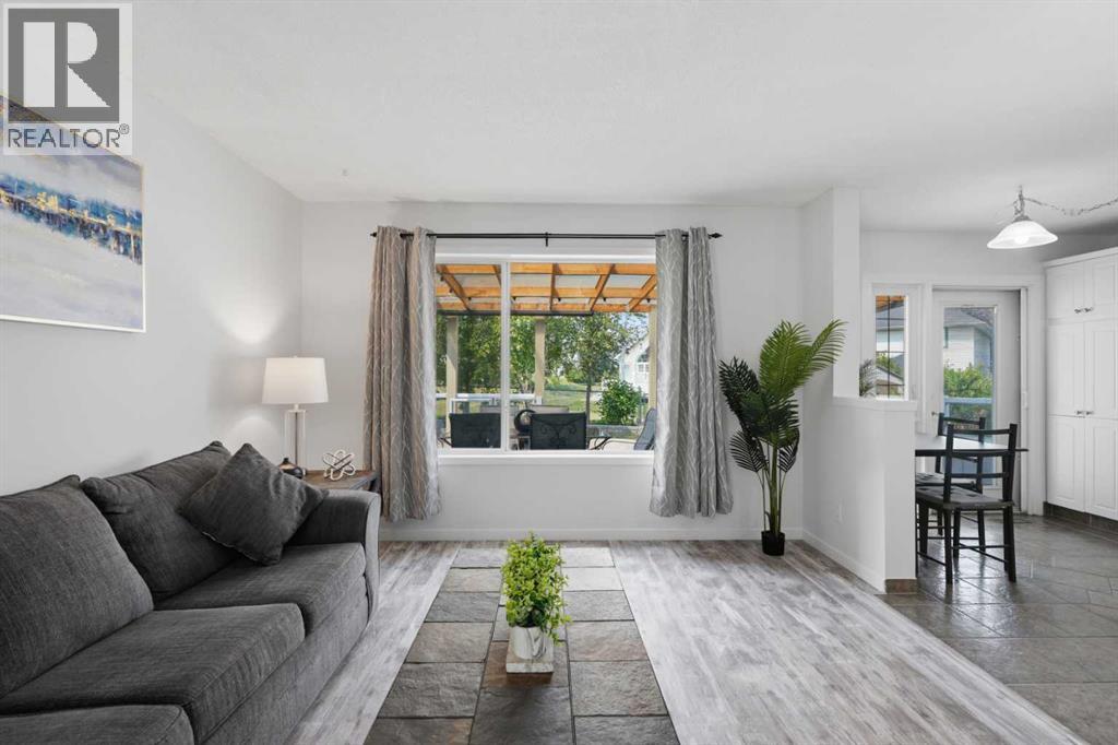 218 Bridlewood Place SW, Calgary, Alberta  T2Y 3P9 - Photo 6 - A2329247