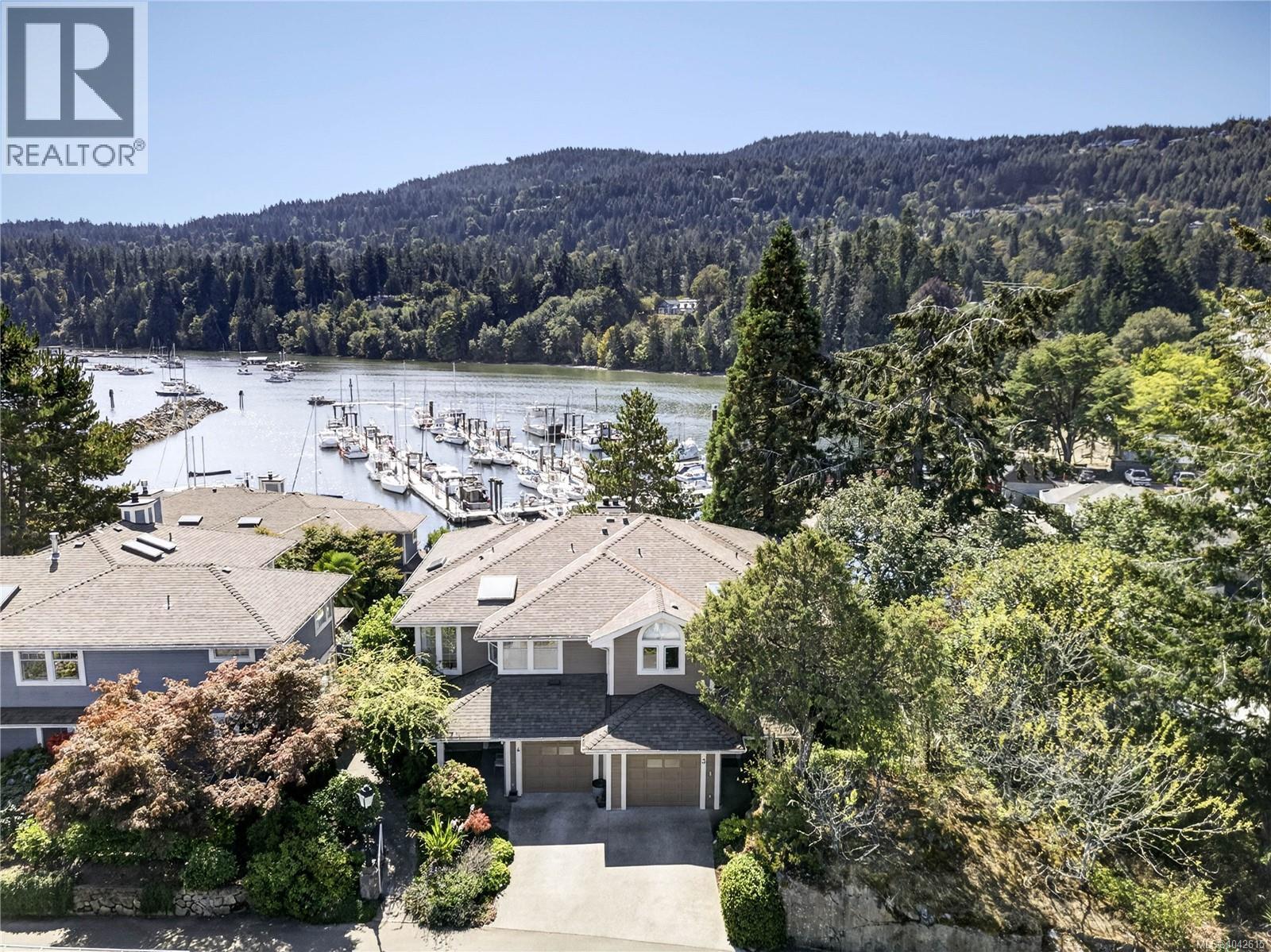 3 111 Fulford-Ganges Rd, Salt Spring, British Columbia  V8K 2R9 - Photo 44 - 1042615