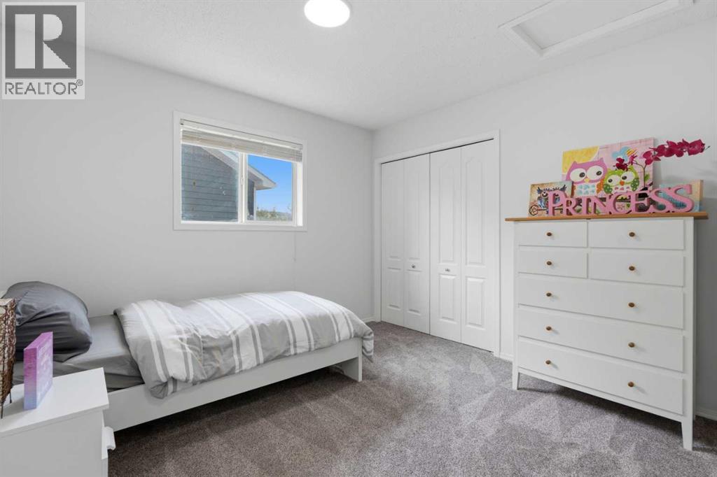218 Bridlewood Place SW, Calgary, Alberta  T2Y 3P9 - Photo 17 - A2329247