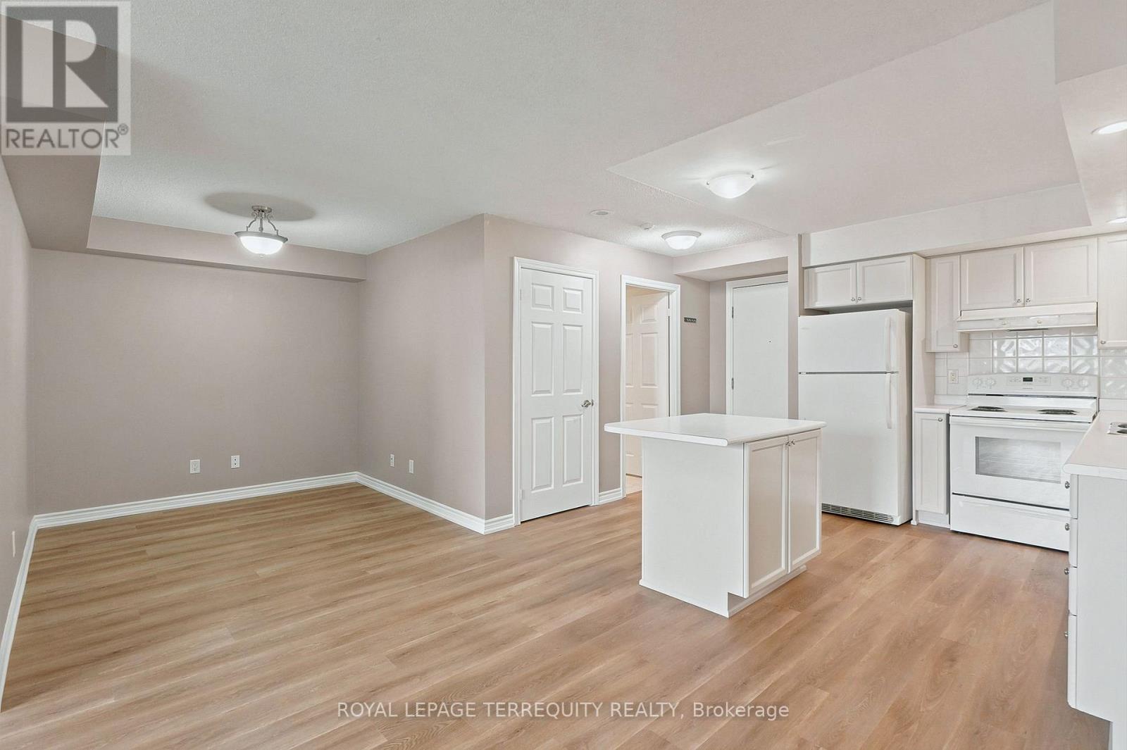 405 - 5229 Dundas Street W, Toronto, Ontario  M9B 6L9 - Photo 9 - W13697478