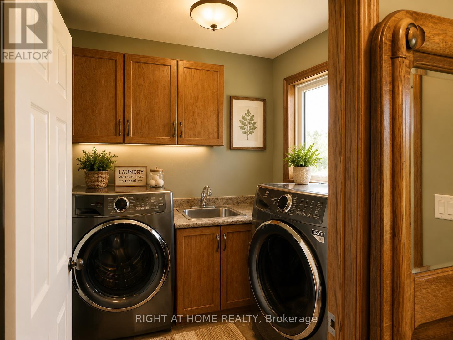 8350 Young Street, Grimsby, Ontario  L0R 1M0 - Photo 43 - X13413364
