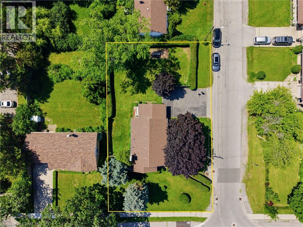 226 Corman Avenue, Stoney Creek, Ontario  L8G 1C9 - Photo 5 - 40845742