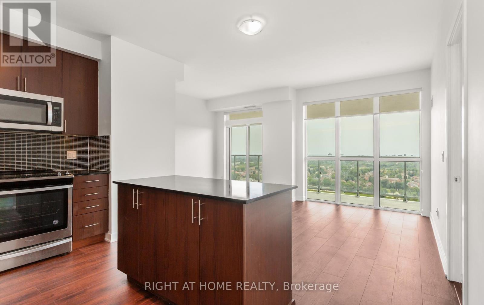 1604 - 4655 Glen Erin Drive, Mississauga, Ontario  L5M 0Z1 - Photo 5 - W13707856