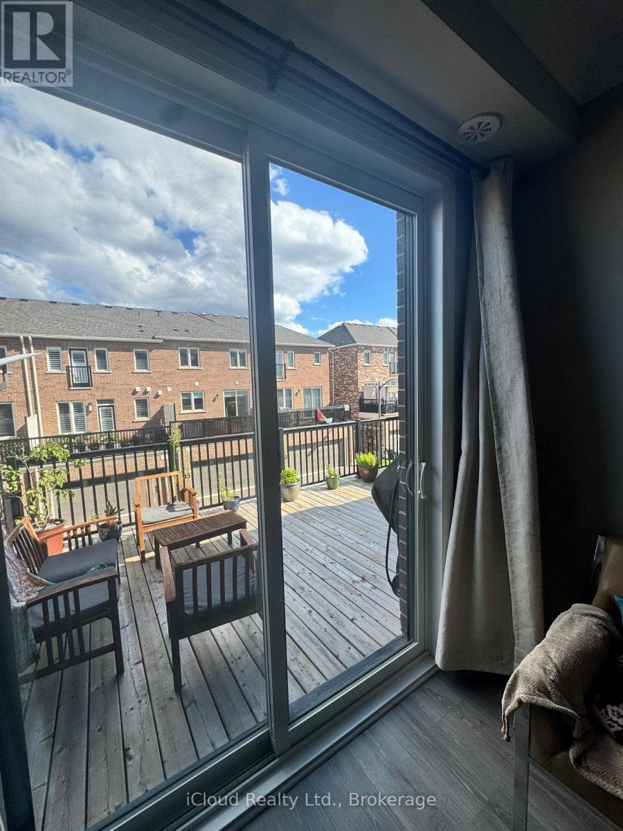 126 Burnhamthorpe Road E, Oakville, Ontario  L6H 0X9 - Photo 16 - W13707890