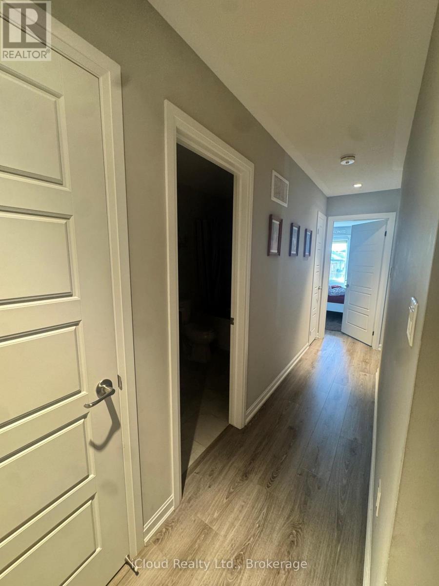 126 Burnhamthorpe Road E, Oakville, Ontario  L6H 0X9 - Photo 20 - W13707890