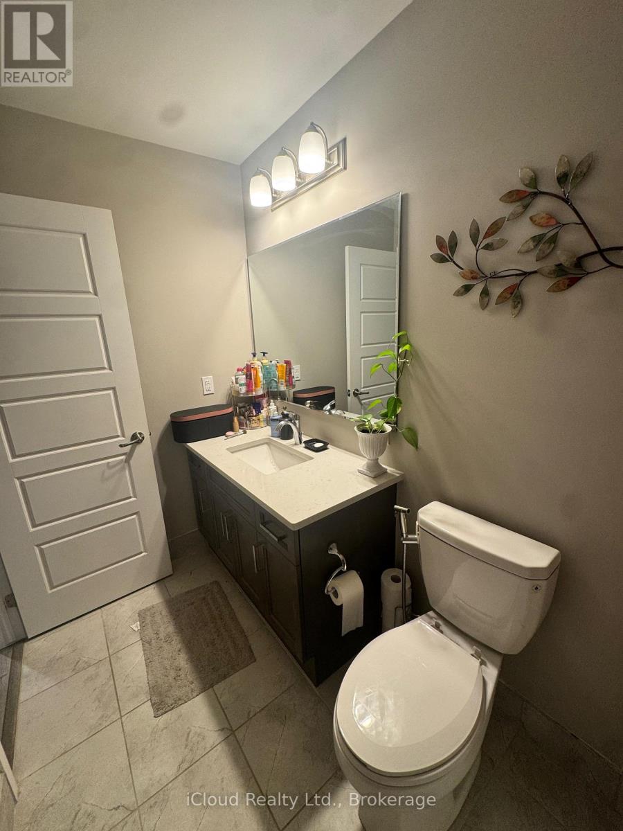 126 Burnhamthorpe Road E, Oakville, Ontario  L6H 0X9 - Photo 21 - W13707890
