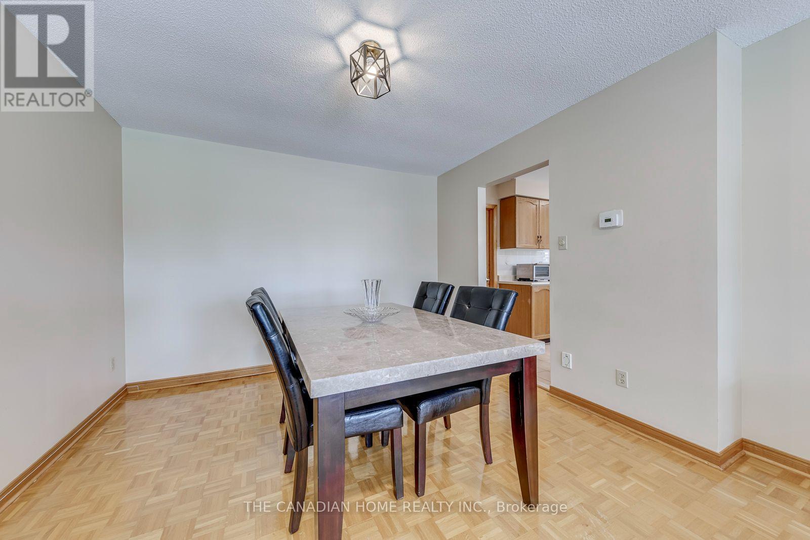 5472 Bourget Drive, Mississauga, Ontario  L5R 3C9 - Photo 12 - W13707892
