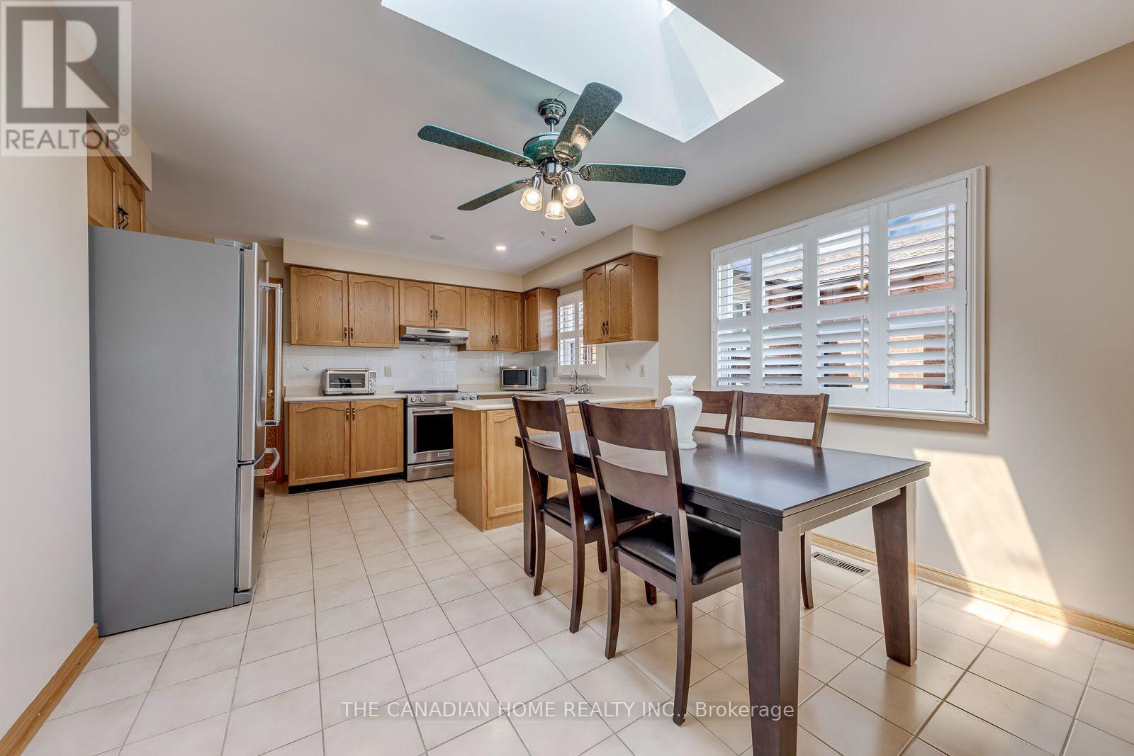 5472 Bourget Drive, Mississauga, Ontario  L5R 3C9 - Photo 15 - W13707892