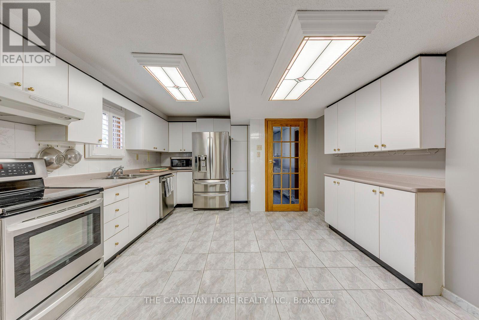 5472 Bourget Drive, Mississauga, Ontario  L5R 3C9 - Photo 33 - W13707892