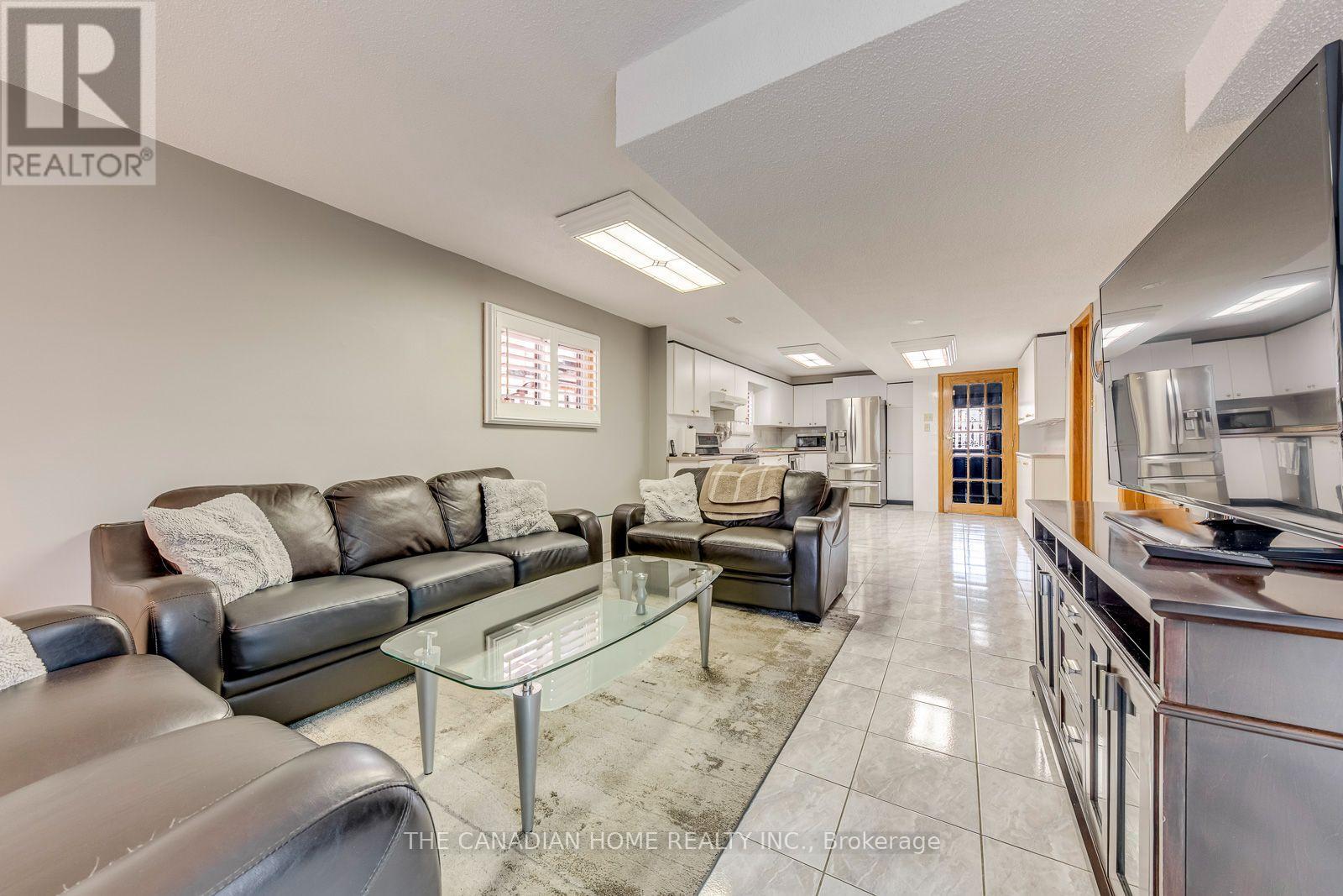 5472 Bourget Drive, Mississauga, Ontario  L5R 3C9 - Photo 37 - W13707892