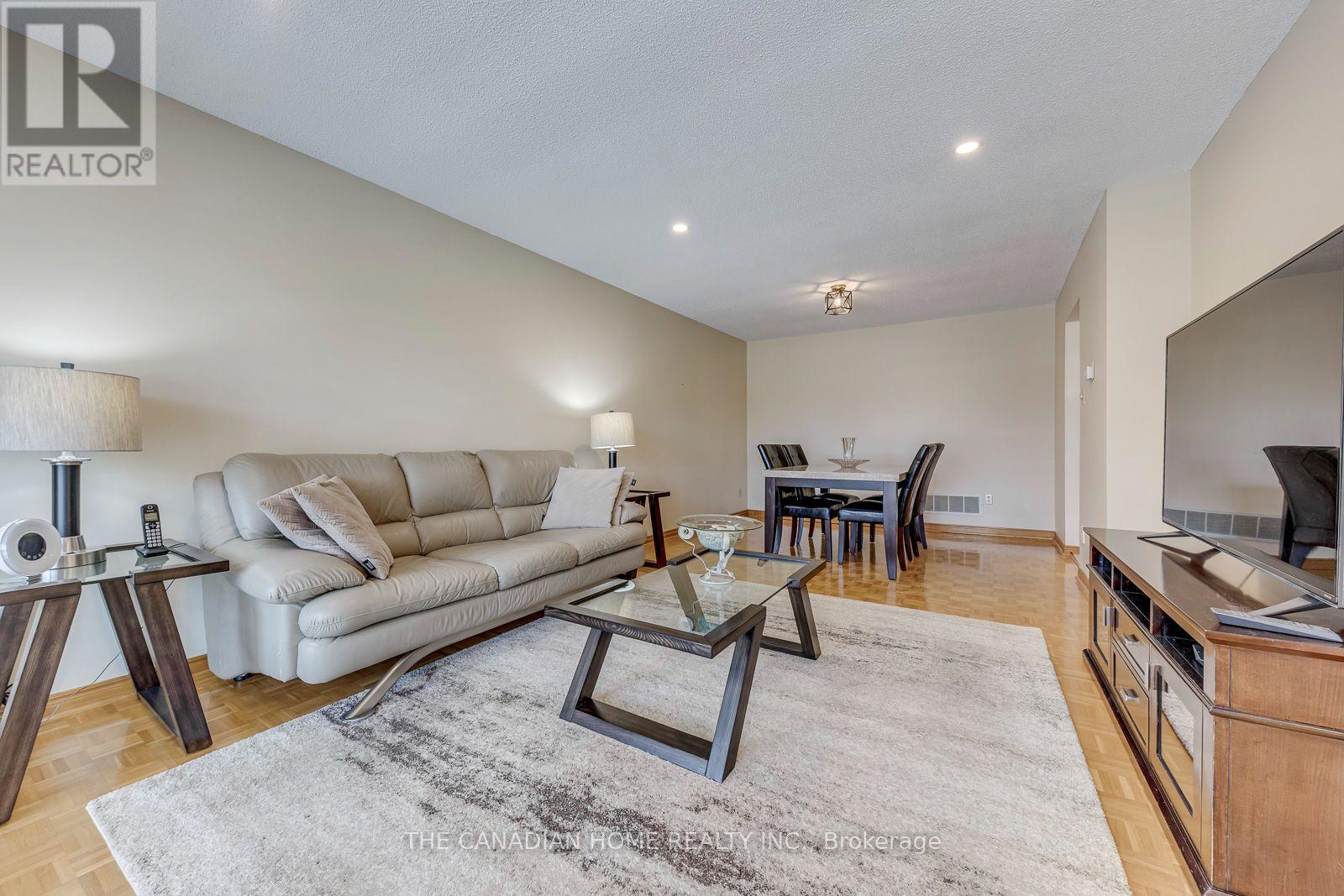 5472 Bourget Drive, Mississauga, Ontario  L5R 3C9 - Photo 6 - W13707892