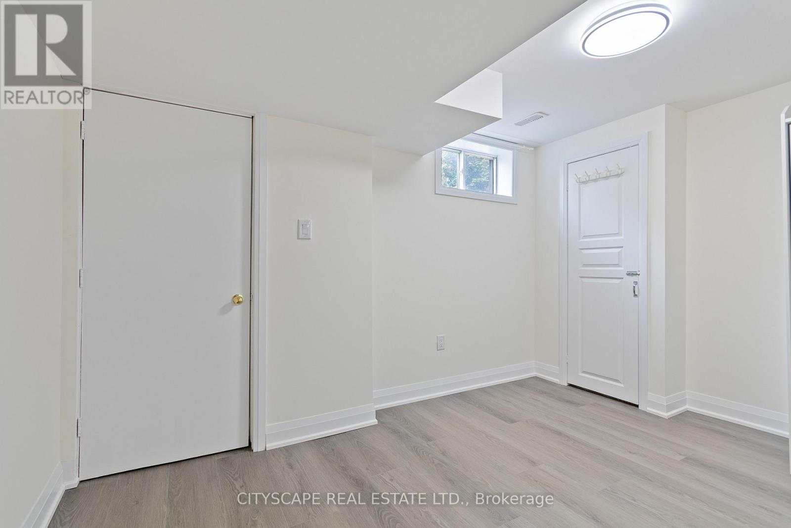 Lower - 163 Rankin Crescent, Toronto, Ontario  M6P 4H9 - Photo 10 - W13707910