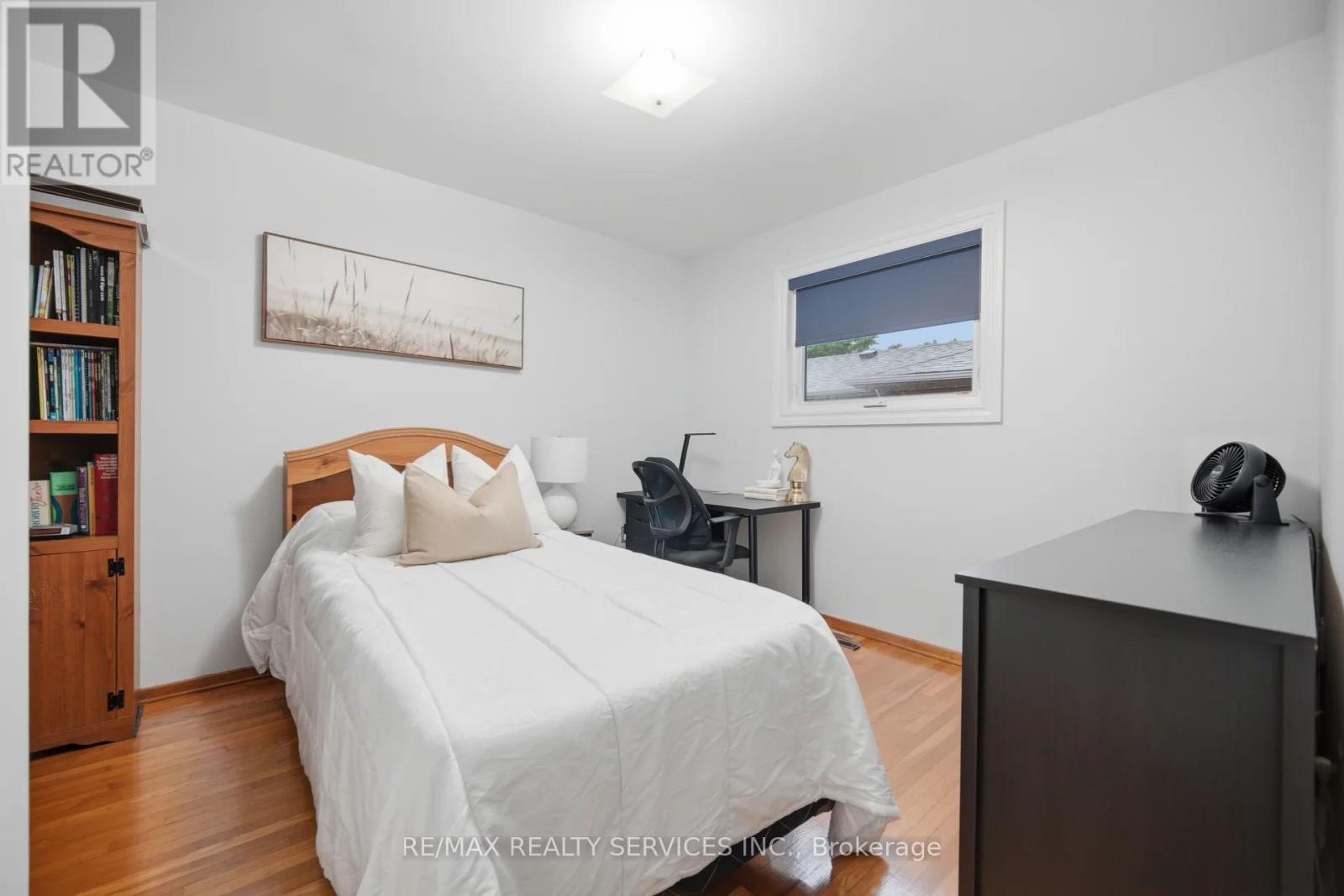 2414 Whaley Drive, Mississauga, Ontario  L5B 2B5 - Photo 16 - W13707964