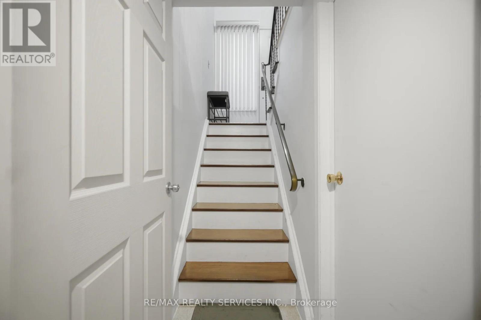 2414 Whaley Drive, Mississauga, Ontario  L5B 2B5 - Photo 20 - W13707964