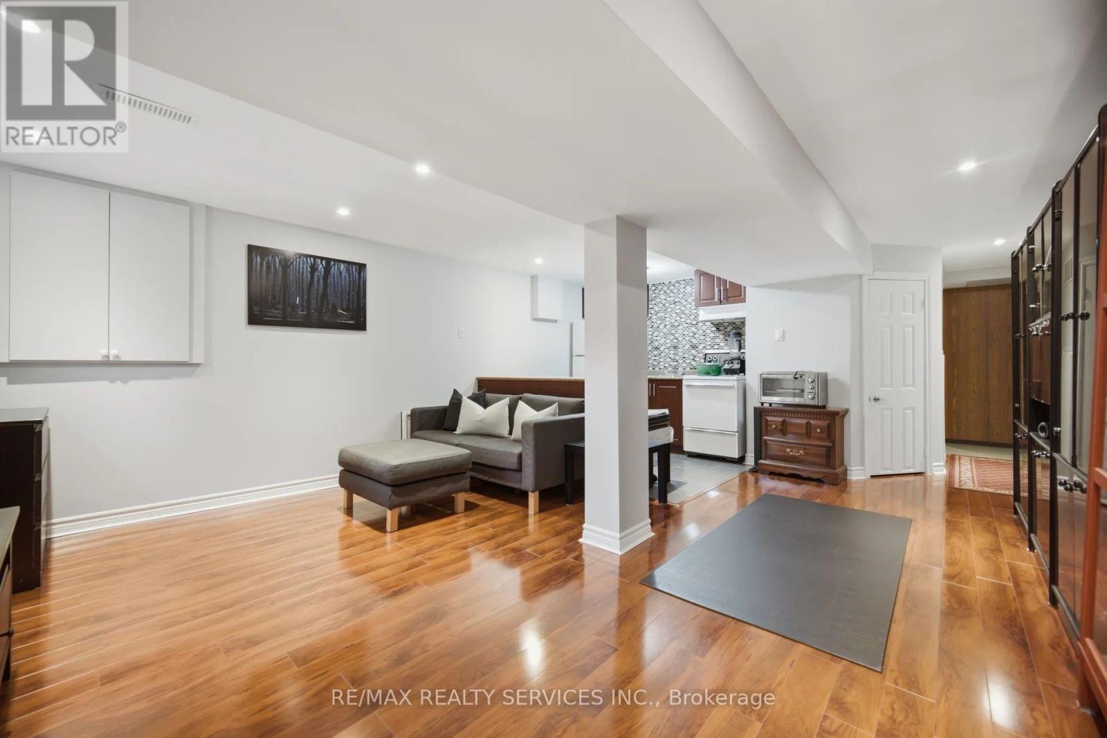 2414 Whaley Drive, Mississauga, Ontario  L5B 2B5 - Photo 26 - W13707964