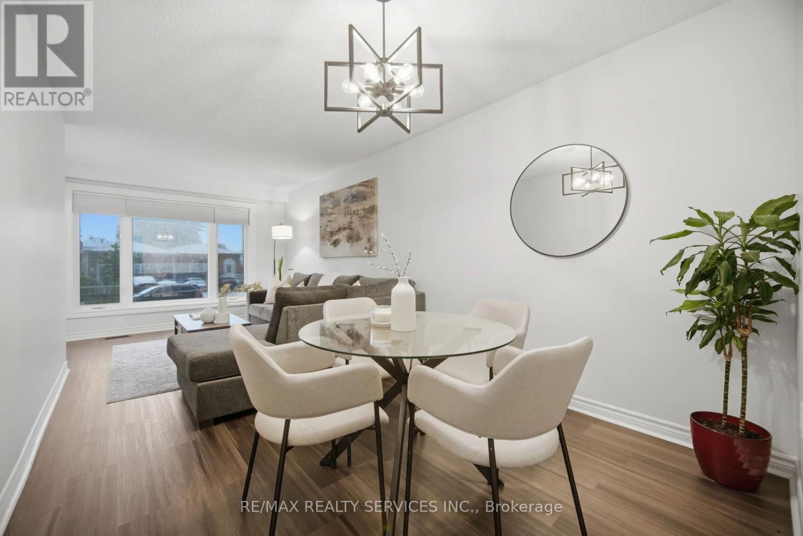 2414 Whaley Drive, Mississauga, Ontario  L5B 2B5 - Photo 6 - W13707964