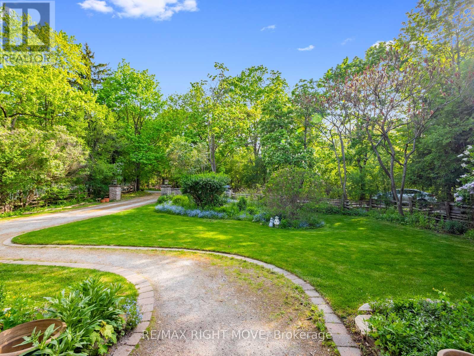 7135 Pond Street, Mississauga, Ontario  L5W 1A1 - Photo 9 - W13707974