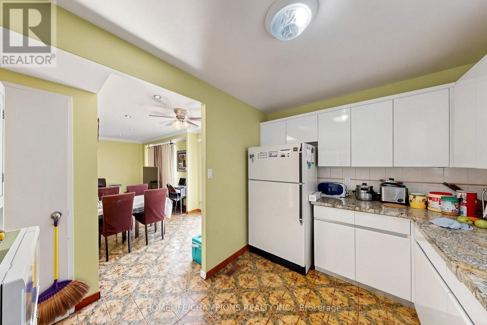 18 - 18 San Vito Way, Toronto, Ontario  M3L 2G8 - Photo 12 - W13707982