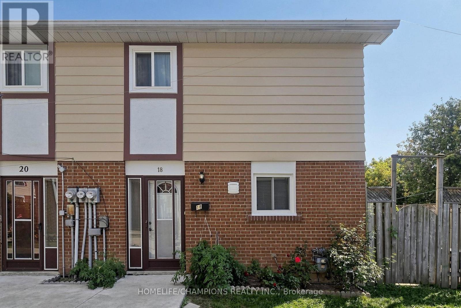 18 - 18 San Vito Way, Toronto, Ontario  M3L 2G8 - Photo 5 - W13707982