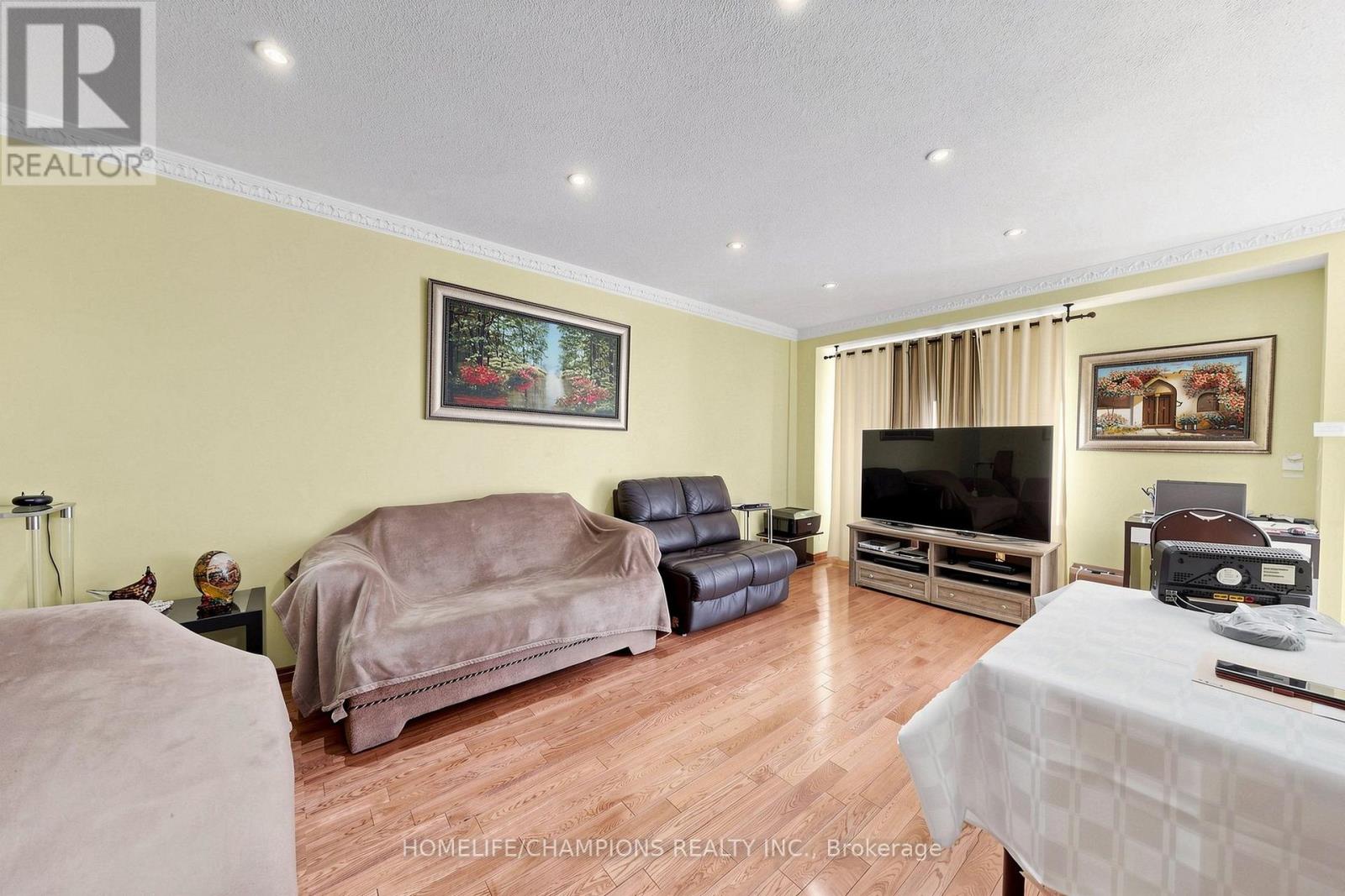 18 - 18 San Vito Way, Toronto, Ontario  M3L 2G8 - Photo 8 - W13707982
