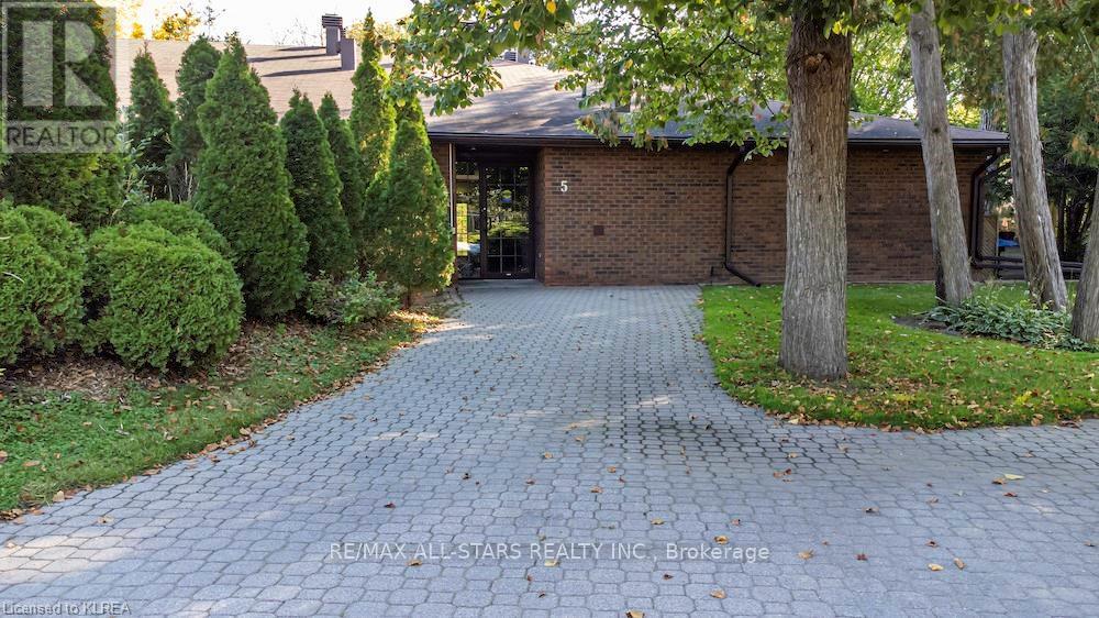 501 - 200 East Street S, Kawartha Lakes, Ontario  K0M 1A0 - Photo 4 - X13701458