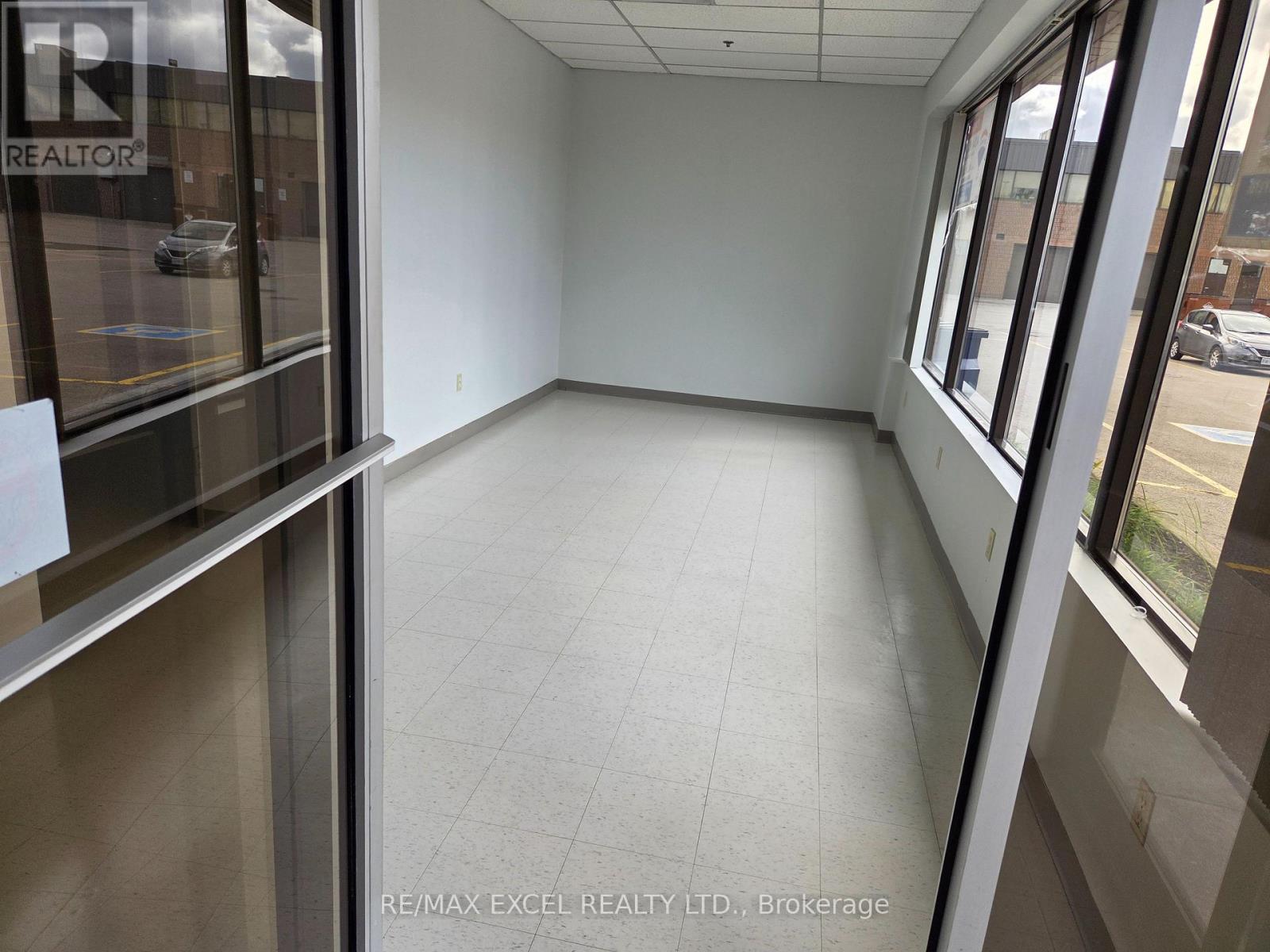 1 - 3487 Kennedy Road, Toronto, Ontario  M1V 4Y3 - Photo 8 - E13415896