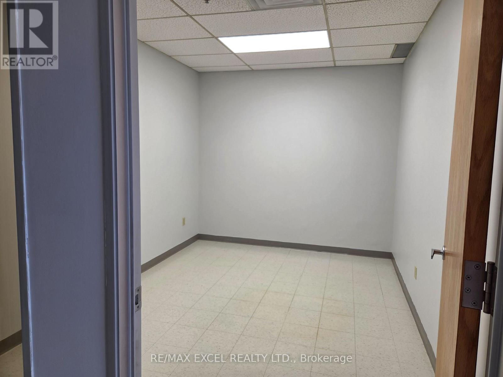 1 - 3487 Kennedy Road, Toronto, Ontario  M1V 4Y3 - Photo 10 - E13415896