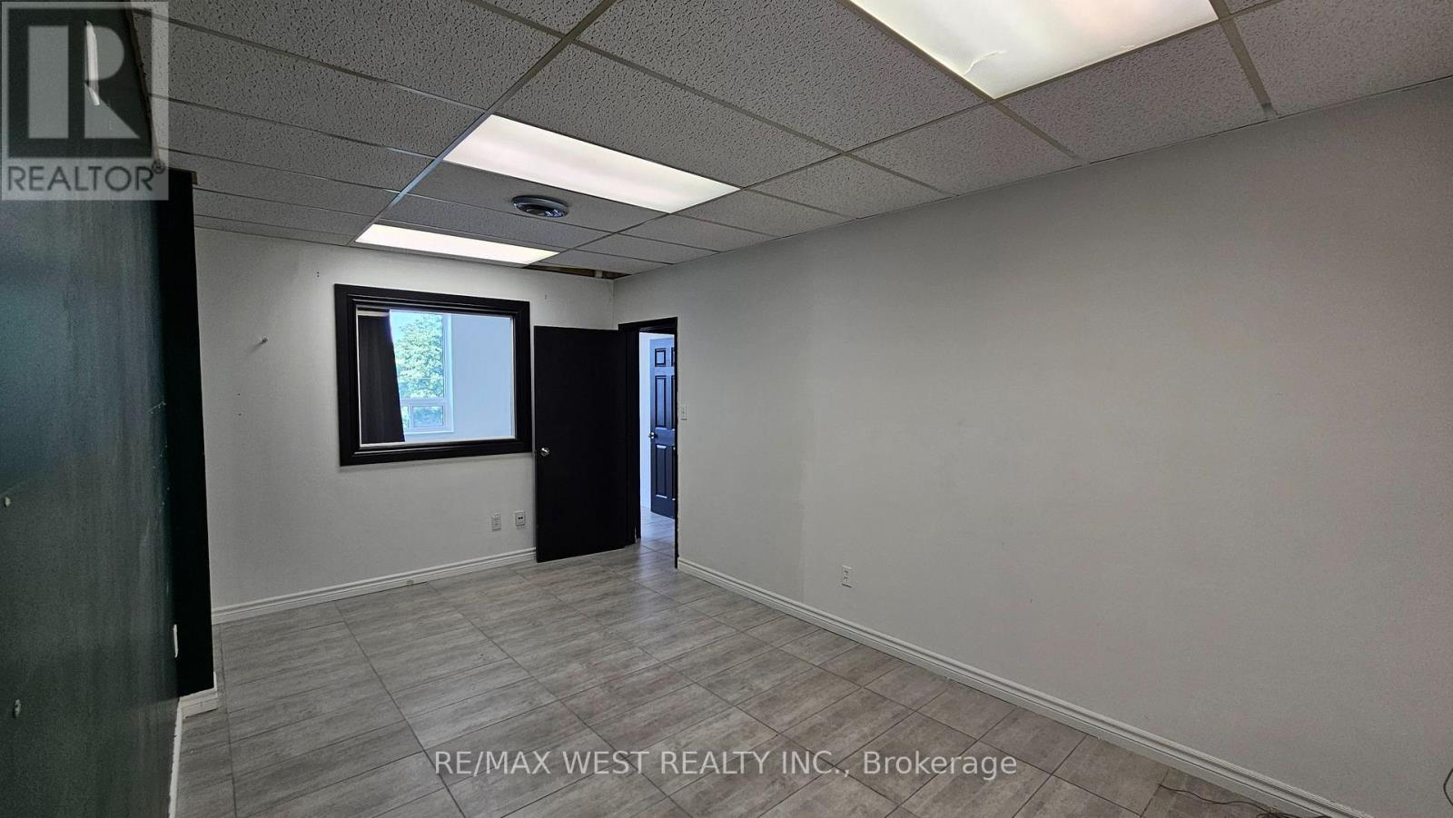 206 - 174 Harwood Avenue, Ajax, Ontario  L1S 2H6 - Photo 5 - E13498664