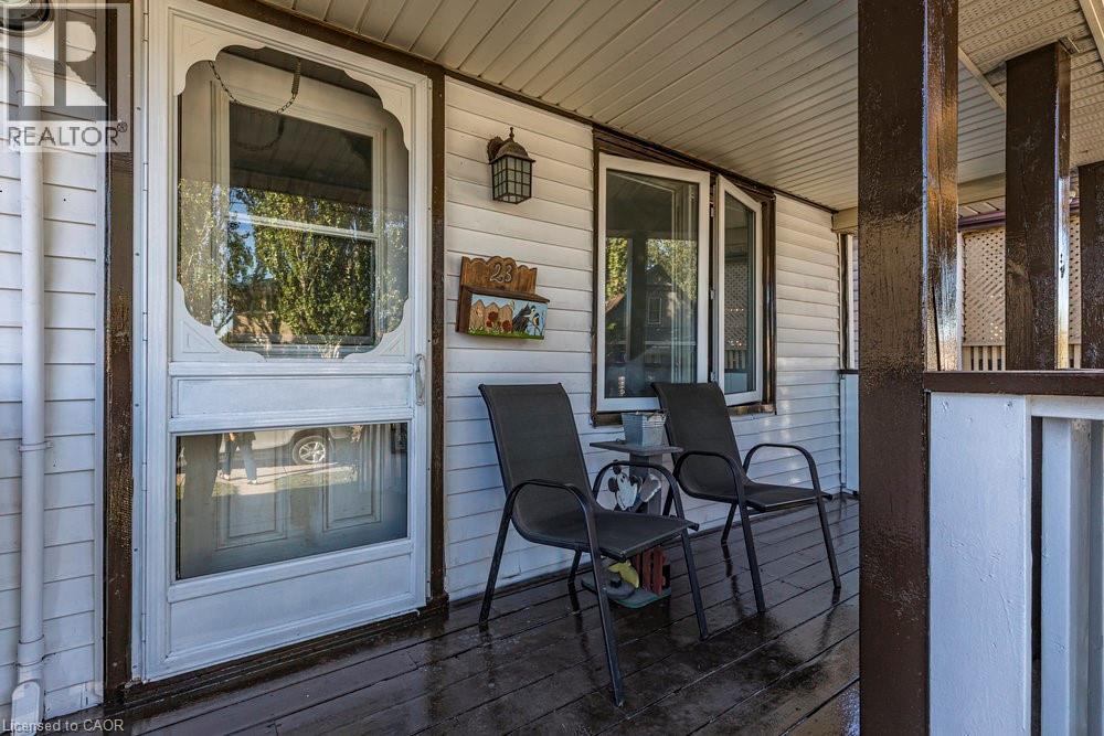 23 Frederick Avenue, Hamilton, Ontario  L8H 4K1 - Photo 3 - 40819798