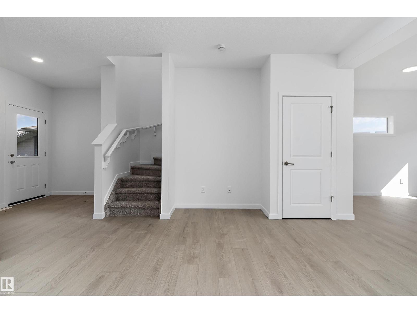 5633 Hawthorn Wy SW, Edmonton, Alberta  T6X 3K7 - Photo 3 - E4491812