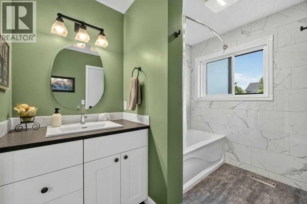 83 Millrise Crescent Sw, Calgary, Alberta  T2Y 2E4 - Photo 26 - A2336993