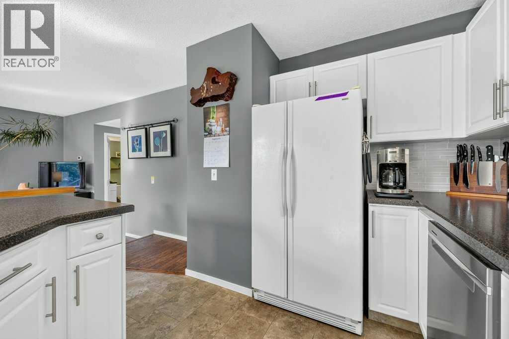 83 Millrise Crescent Sw, Calgary, Alberta  T2Y 2E4 - Photo 15 - A2336993