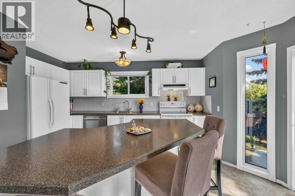 83 Millrise Crescent Sw, Calgary, Alberta  T2Y 2E4 - Photo 16 - A2336993