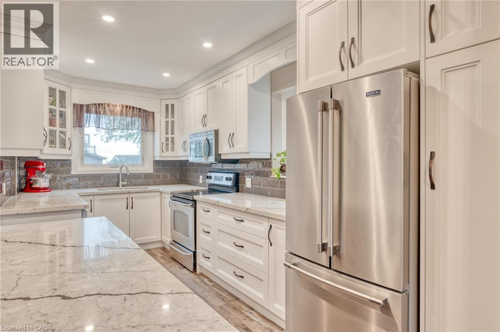 851 Beach Boulevard, Hamilton, Ontario L8H 6Z5 - Photo 14 - 40847836