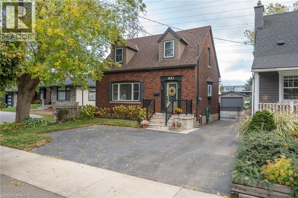 851 Beach Boulevard, Hamilton, Ontario L8H 6Z5 - Photo 3 - 40847836
